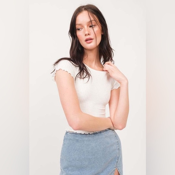 Lettuce Trim Ribbed Short-Sleeve Baby Tee - Picture 2 of 2